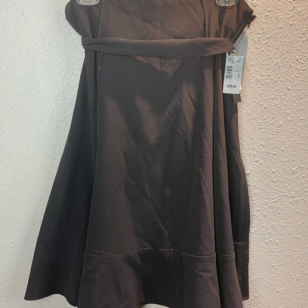 NWT Sharagano Women’s Skirt Size 8
